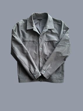 Lululemon Gray Snap Button Shirt Jacket Mens Medium Minimal Tech Overshirt